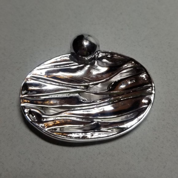 925 Sterling Silver Handcrafted Textured Two Tone Cascading Waves Oval Pendant - Picture 2 of 6